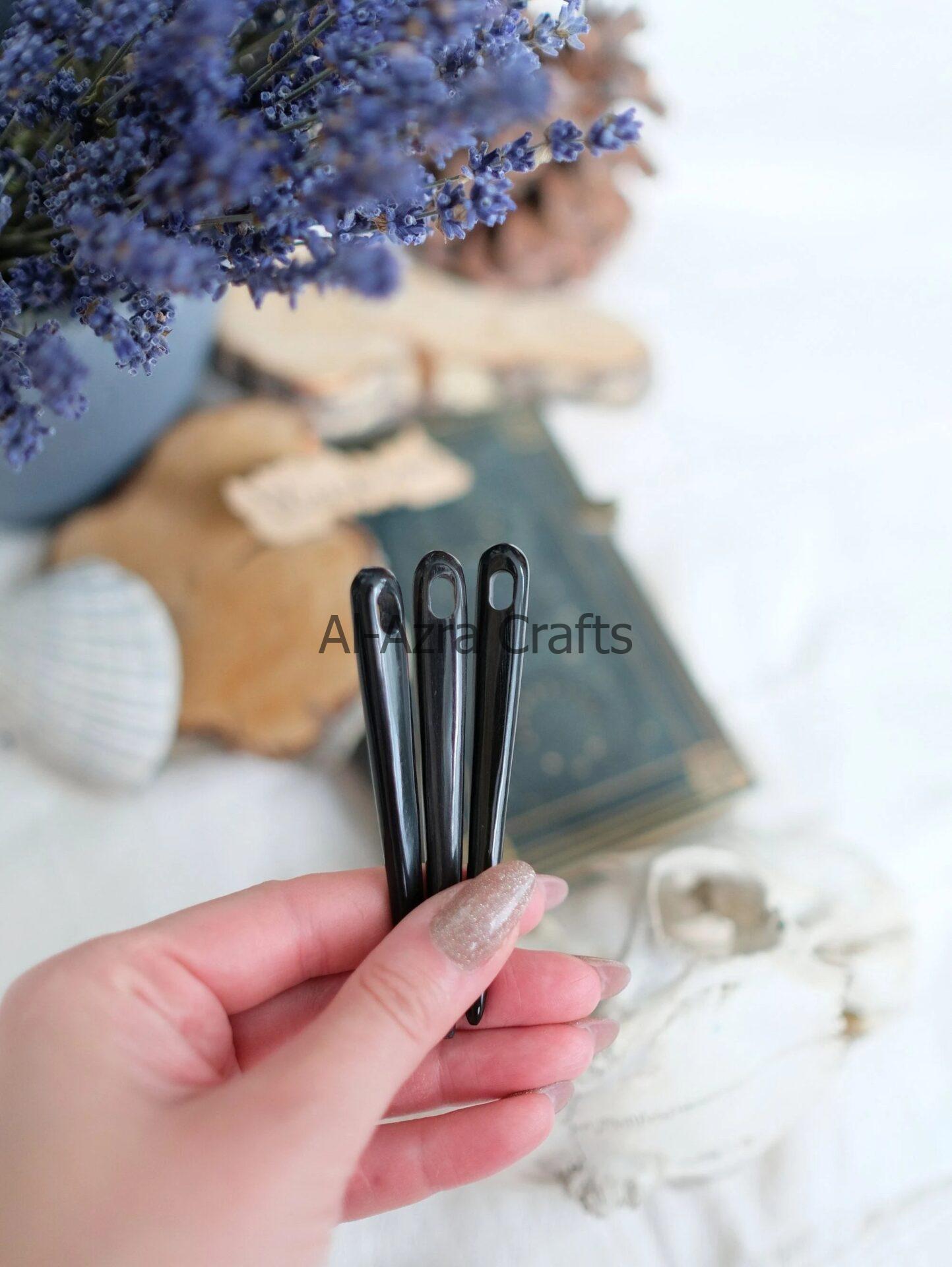 Horn Knitting Needle - Image 2