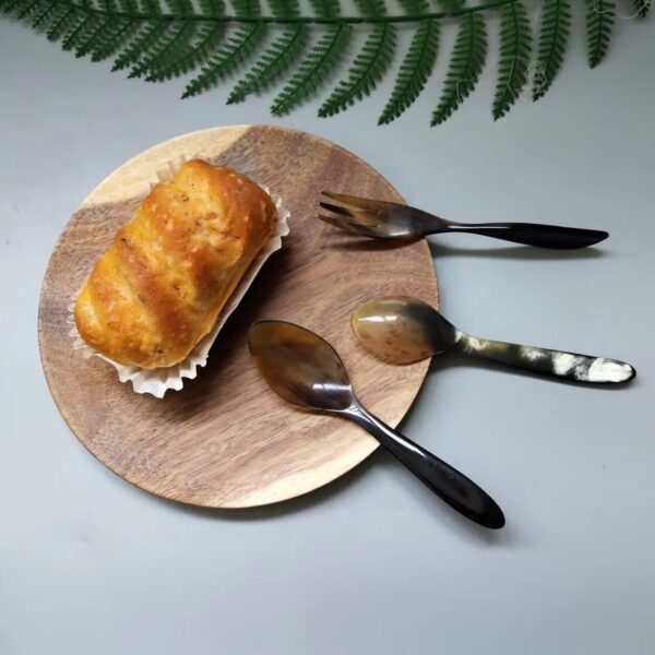 Buffalo Horn Cutlery Set - Image 2